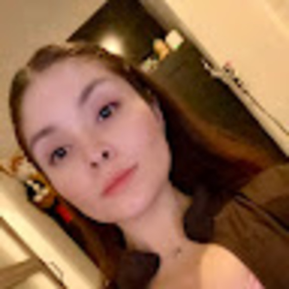 Meet your Posher, Hilda - Picture 1 of 1